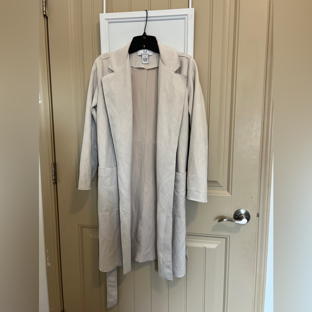 Cute beige midi coat